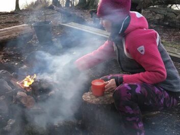 removing odor of campfires